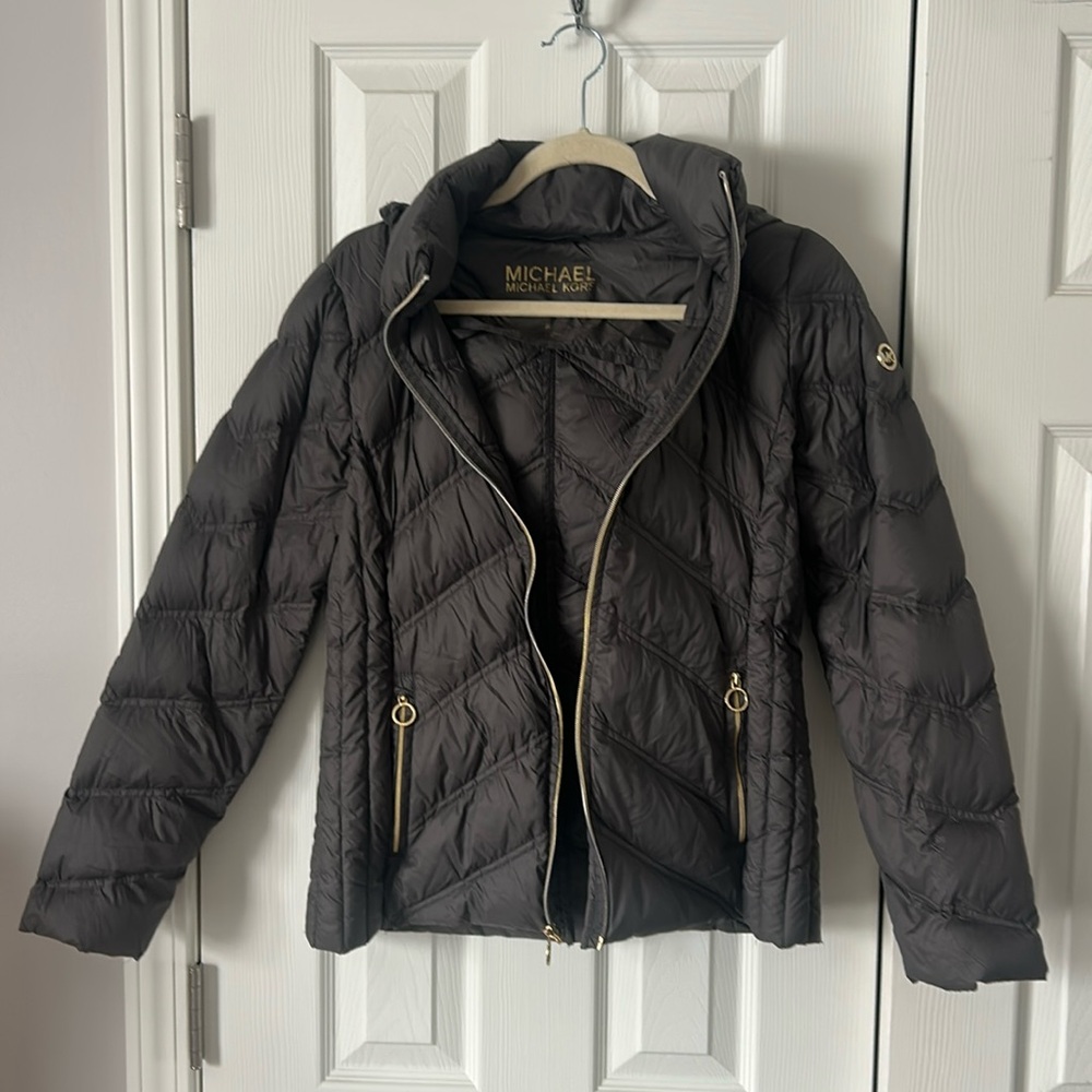 Michael Kors women’s lightweight puffer size small dark gray mid length